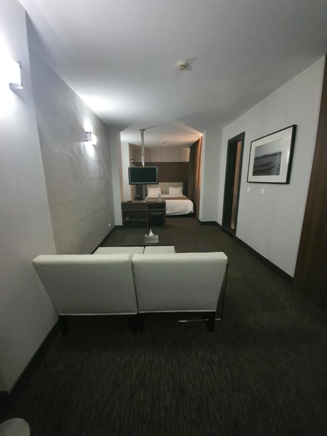 Al Khaima City Center 누악쇼트 외부 사진